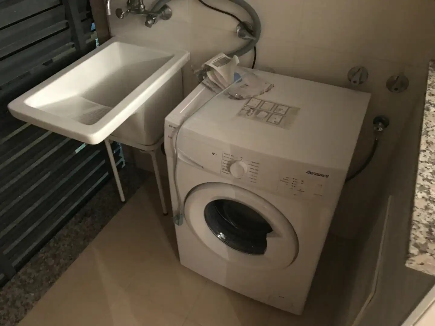 Badezimmer von Wohnung zur Miete in Maracena mit Heizung, Parkett und Terrasse