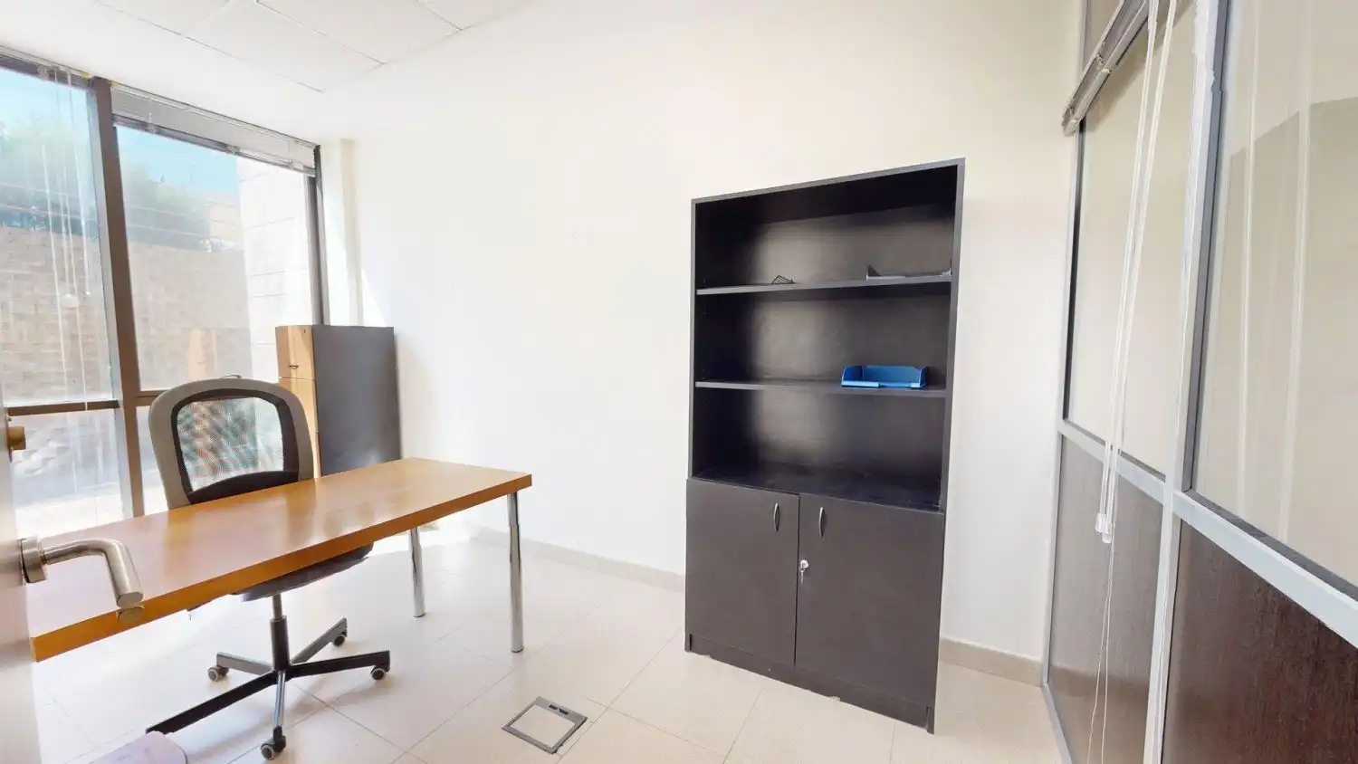 Office for sale in Aljamar