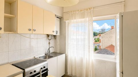 Foto 2 de Piso en venta en Coia, Vigo