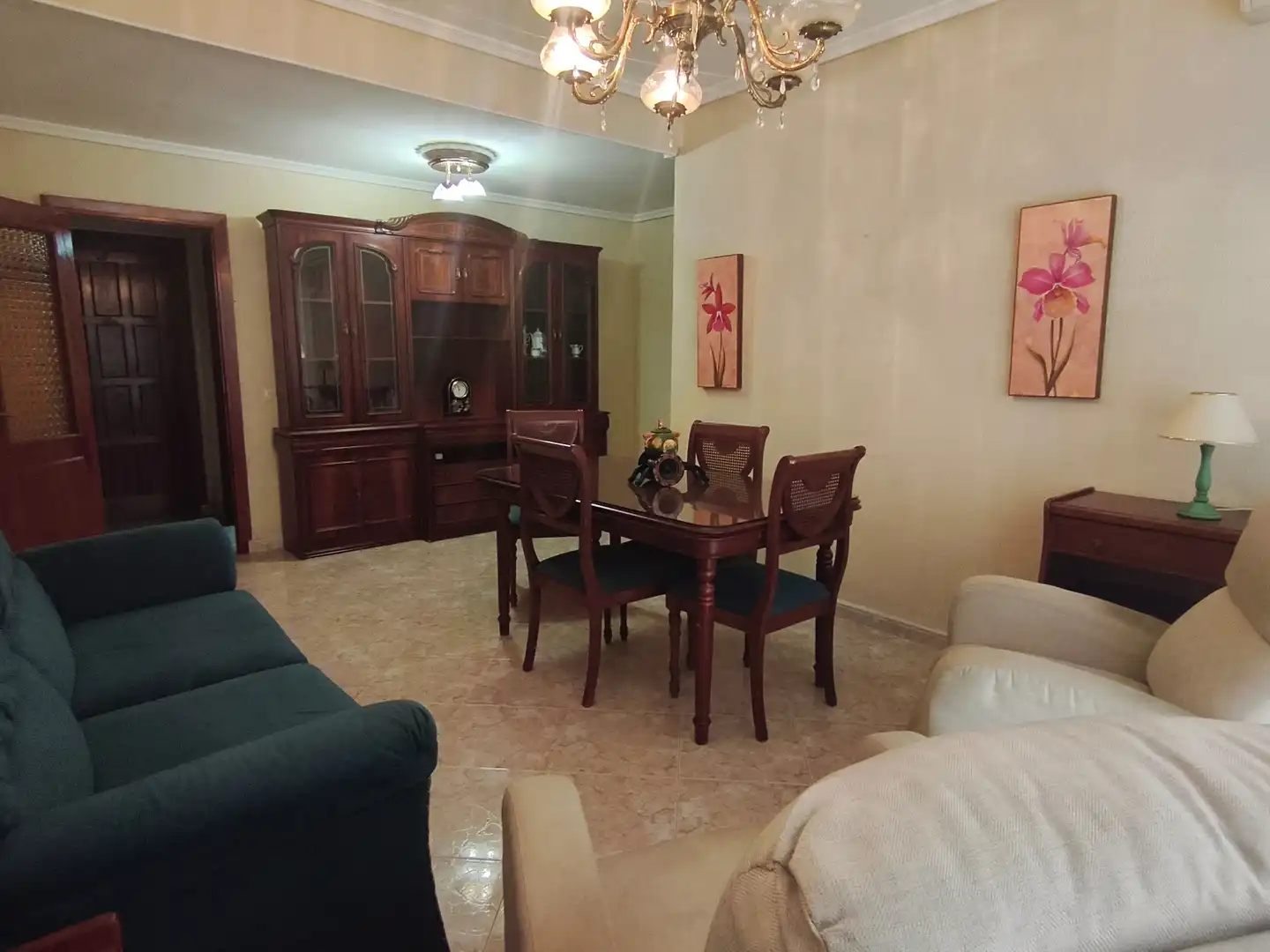 Living room of Flat for sale in Córdoba  with Air Conditioner, Terrace and Furnished