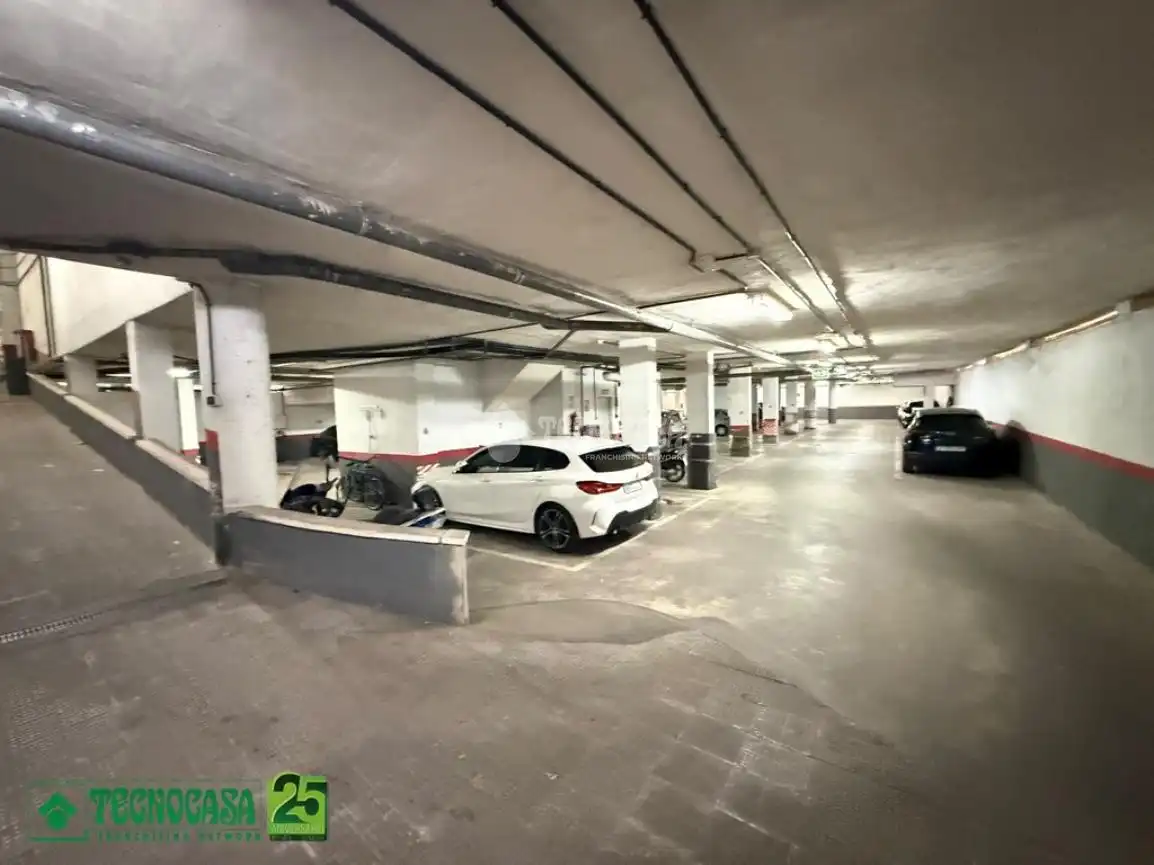 Aparcament de Pis en venda en Ciudad Real amb Aire condicionat i Calefacció