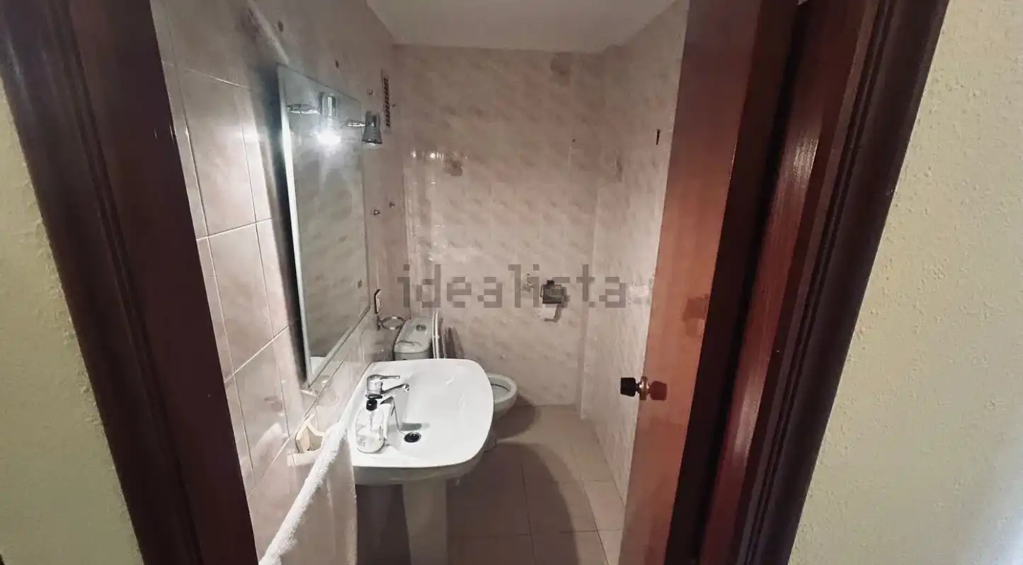 Bathroom of Flat for sale in Benigànim  with Air Conditioner, Storage room and Balcony