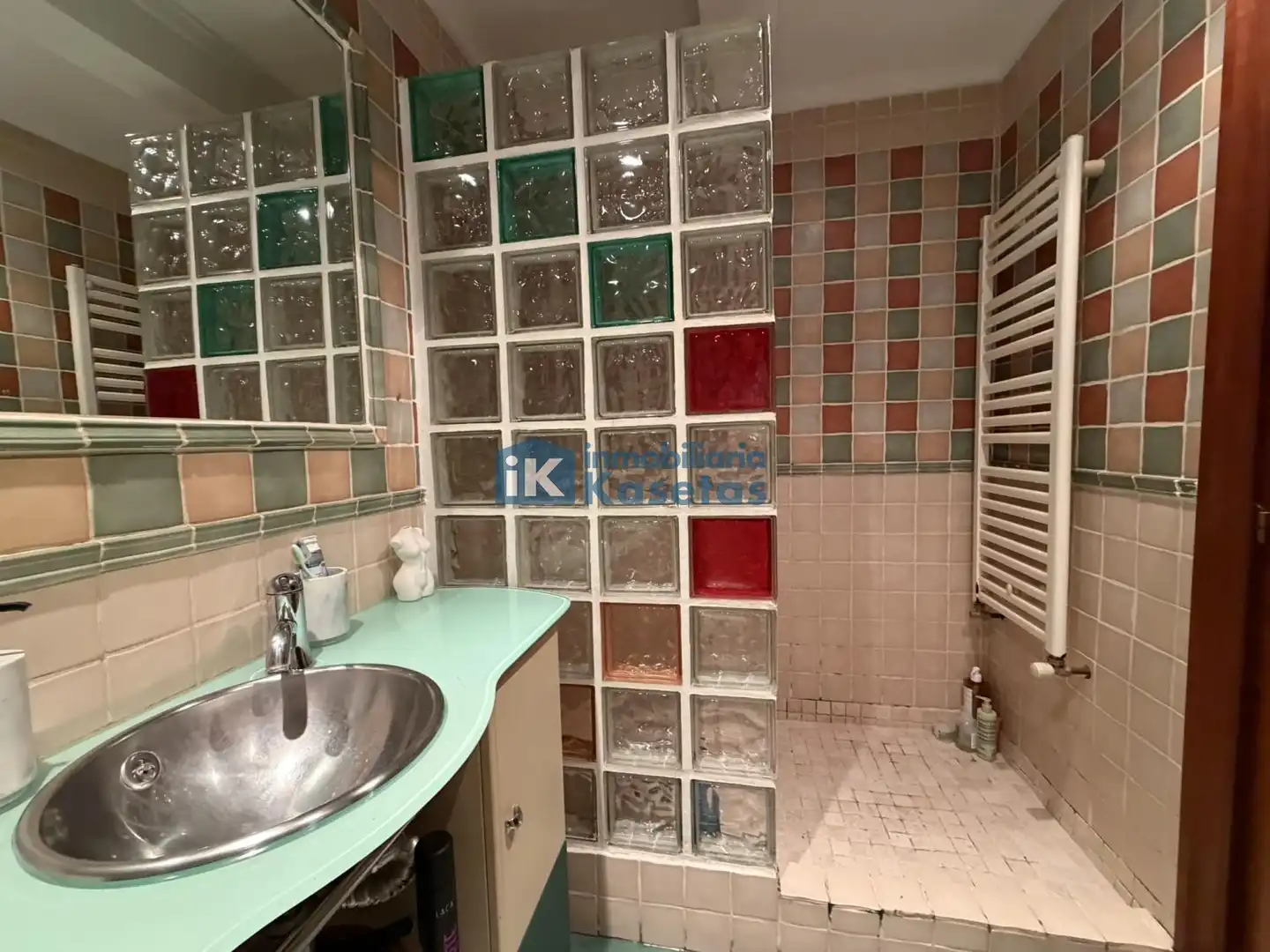 Baño de Piso en venta en Zaratamo con Calefacción y Terraza