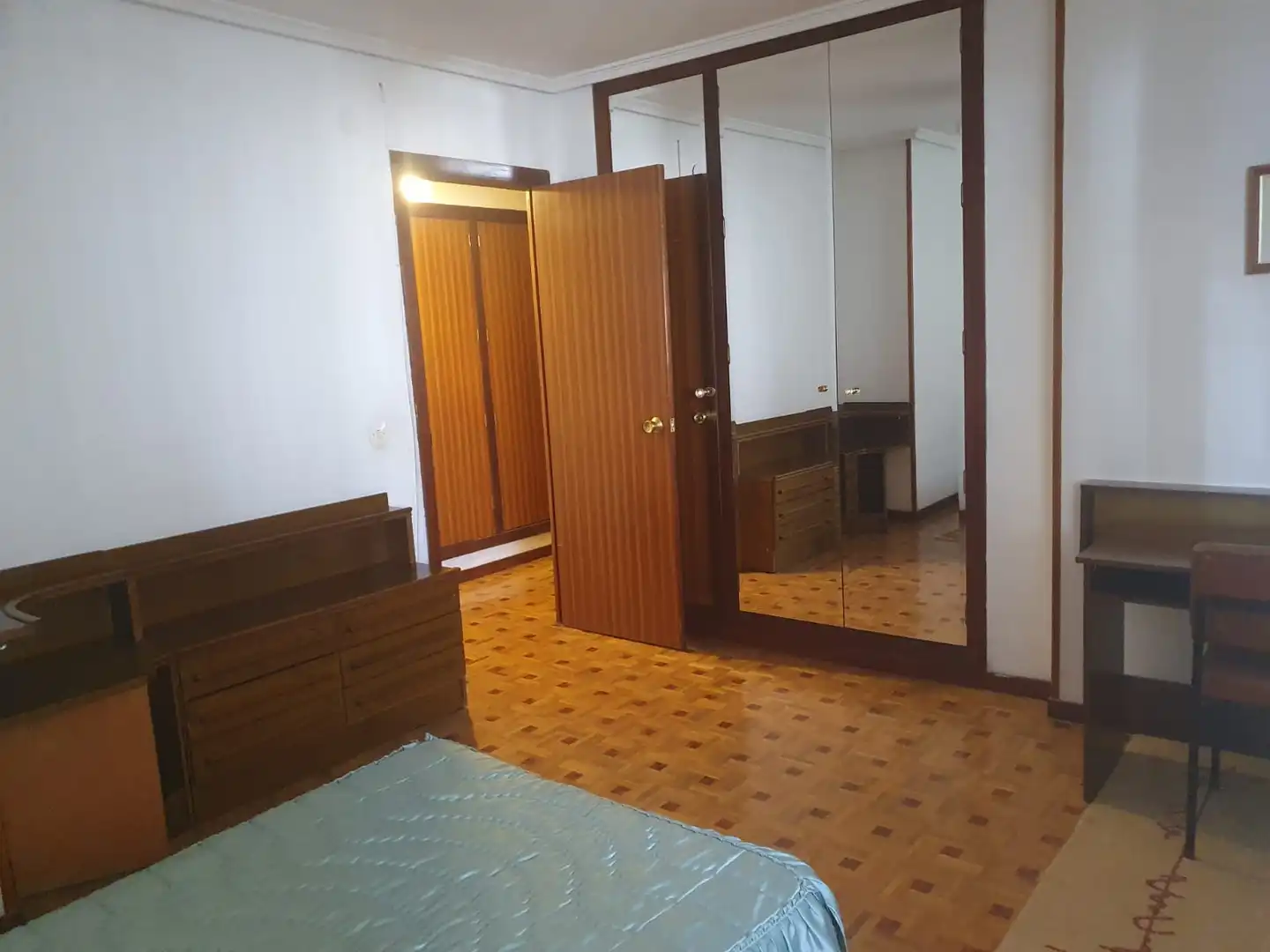 Schlafzimmer von Wohnung zum Verkauf in León Capital  mit Heizung, Parkett und Terrasse