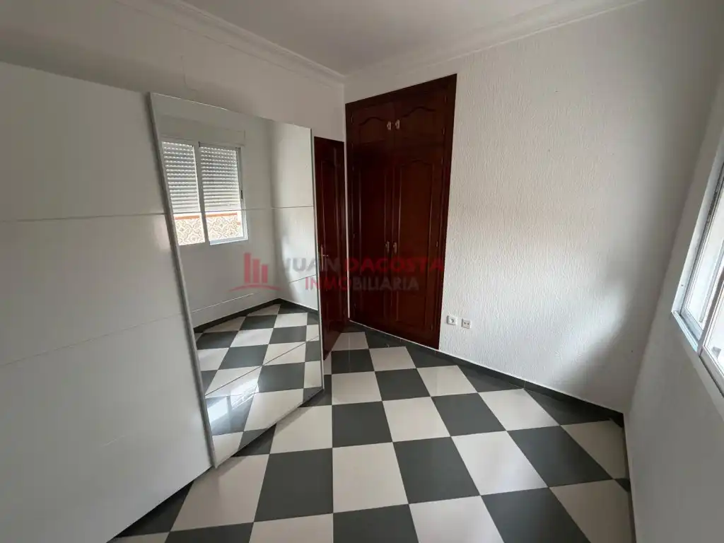 Habitación de Piso en venta en Lepe