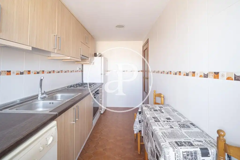 Cocina de Piso de alquiler en Valencia con Aire acondicionado, Calefacción y Amueblado