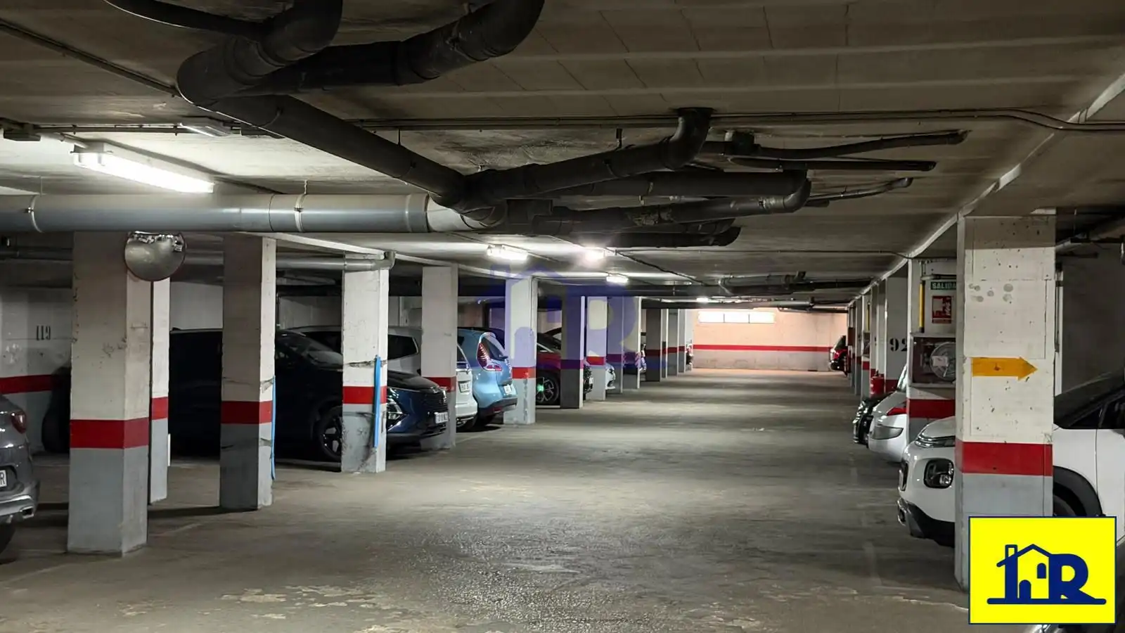 Parking de Piso en venta en Cuenca con Calefacción, Terraza y Trastero