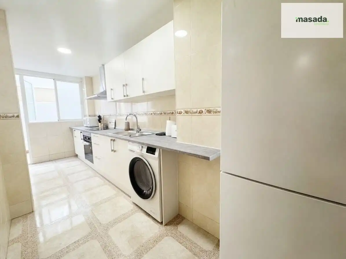 Kitchen of Flat for rent in Granada  with Furnished and Balcony