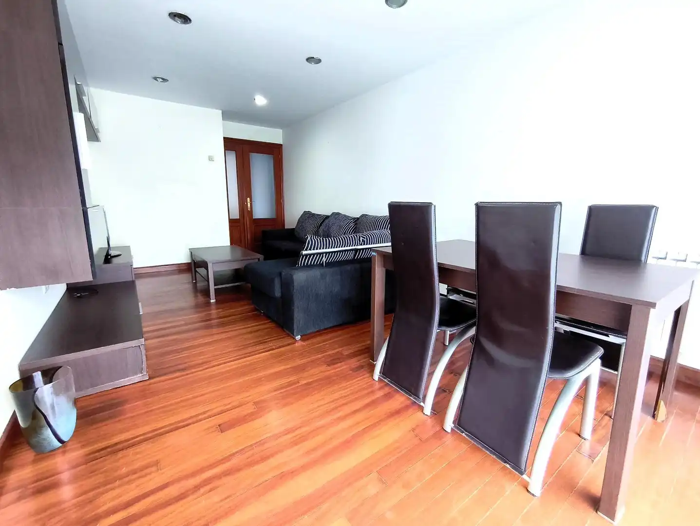 Sala de estar de Piso en venta en Castañeda con Calefacción