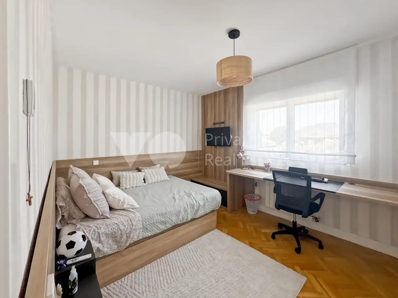 Bedroom of Houses for sale in Boadilla del Monte  with Air Conditioner, Heating and Private garden