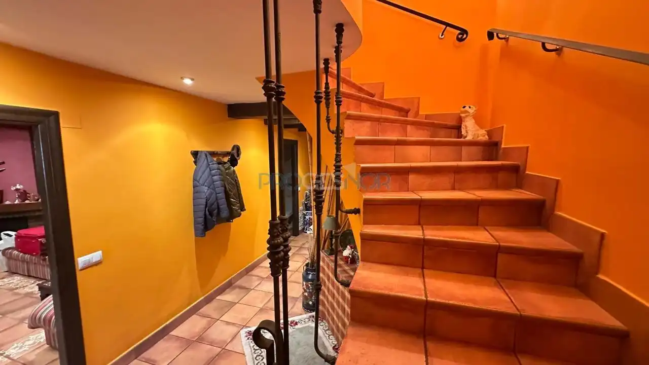 Casa o chalet en venta en Sariegos con Calefacción, Jardín privado y Terraza