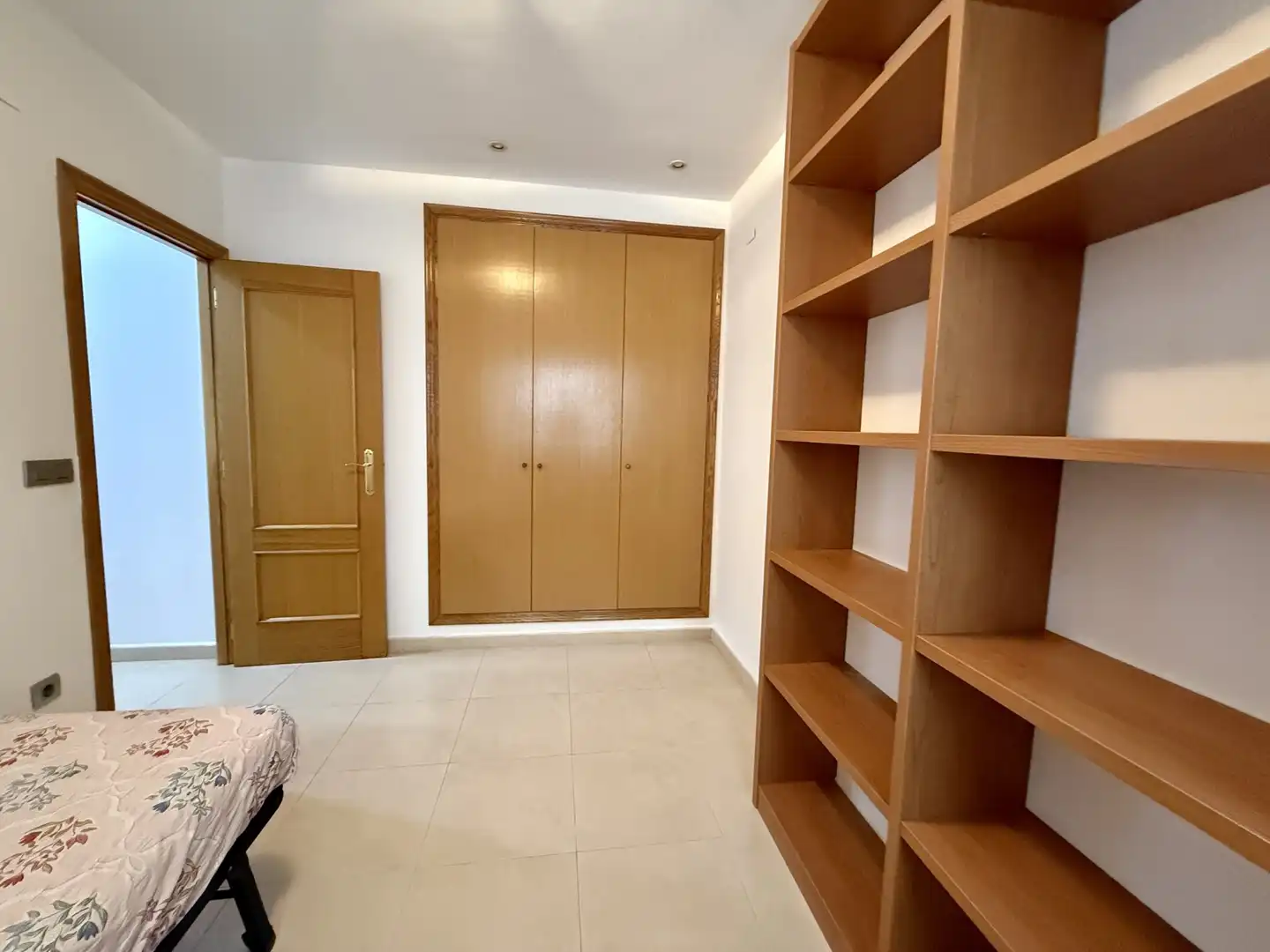 Schlafzimmer von Wohnung zum Verkauf in Benicasim / Benicàssim mit Klimaanlage, Möbliert und Ofen