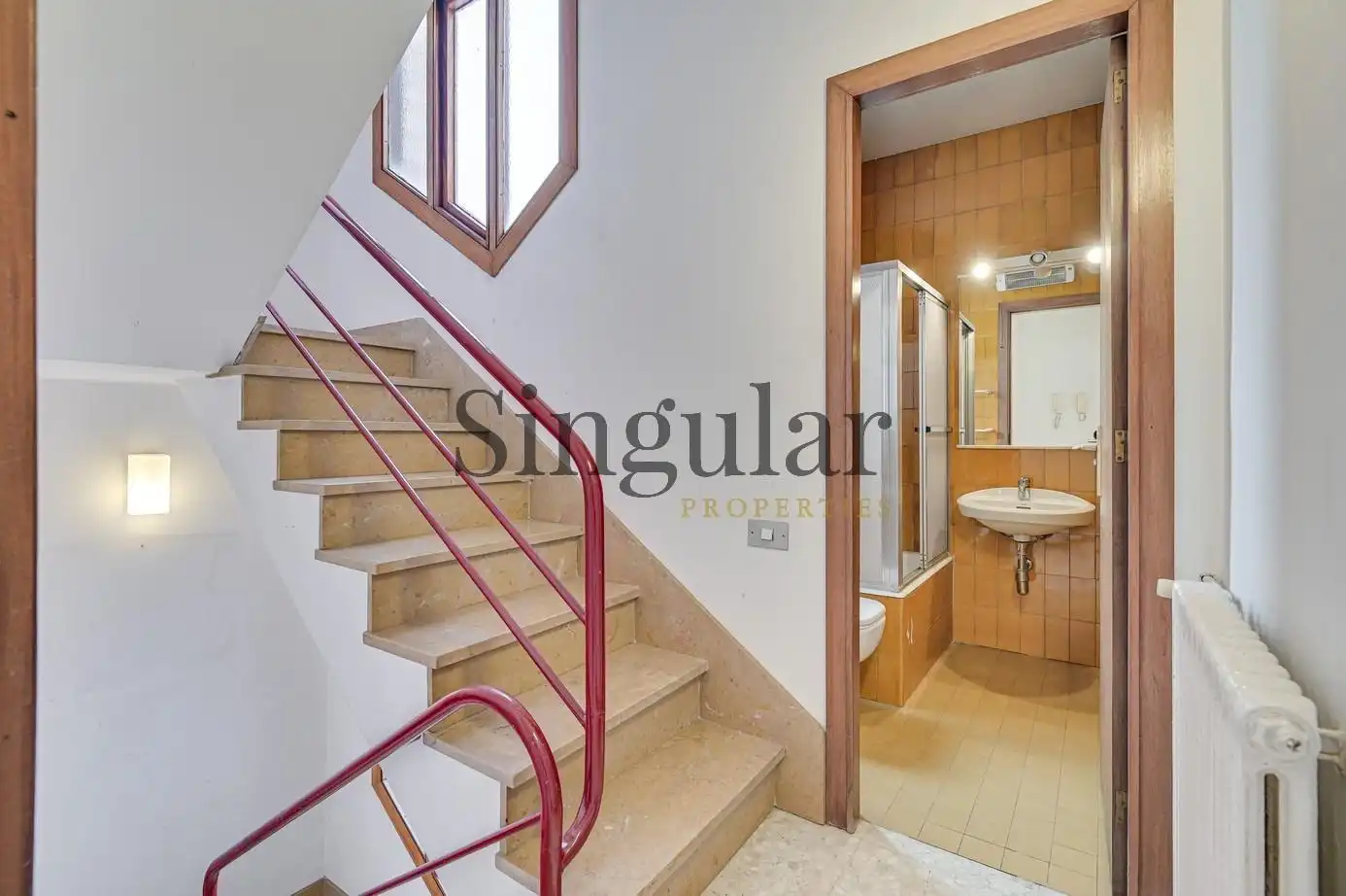 Habitación de Ático en venta en Barcelona con Calefacción, Terraza y Piscina