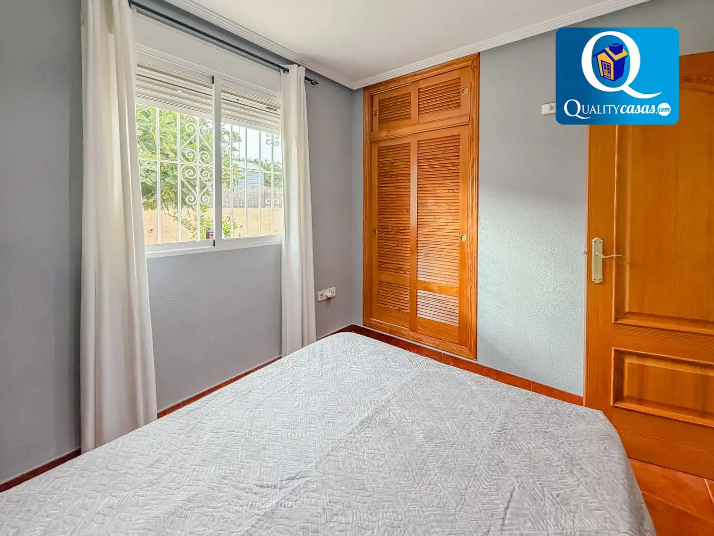 Bedroom of Houses for sale in Mutxamel  with Air Conditioner, Heating and Terrace