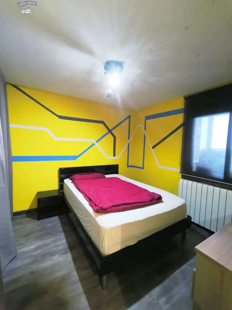 Schlafzimmer von Wohnung zum Verkauf in Badalona mit Klimaanlage, Heizung und Parkett