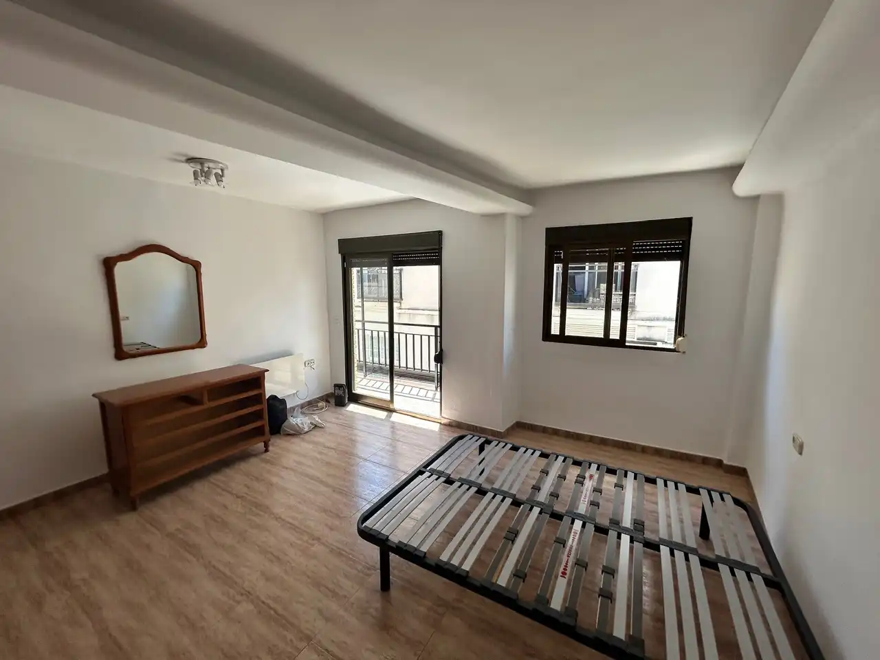 Habitación de Piso de alquiler en Alaquàs con Horno, Balcón y Alarma