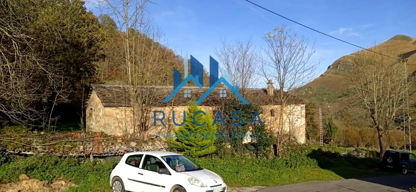 Casa rústica en venda a Barrio la Concha, imagen 2