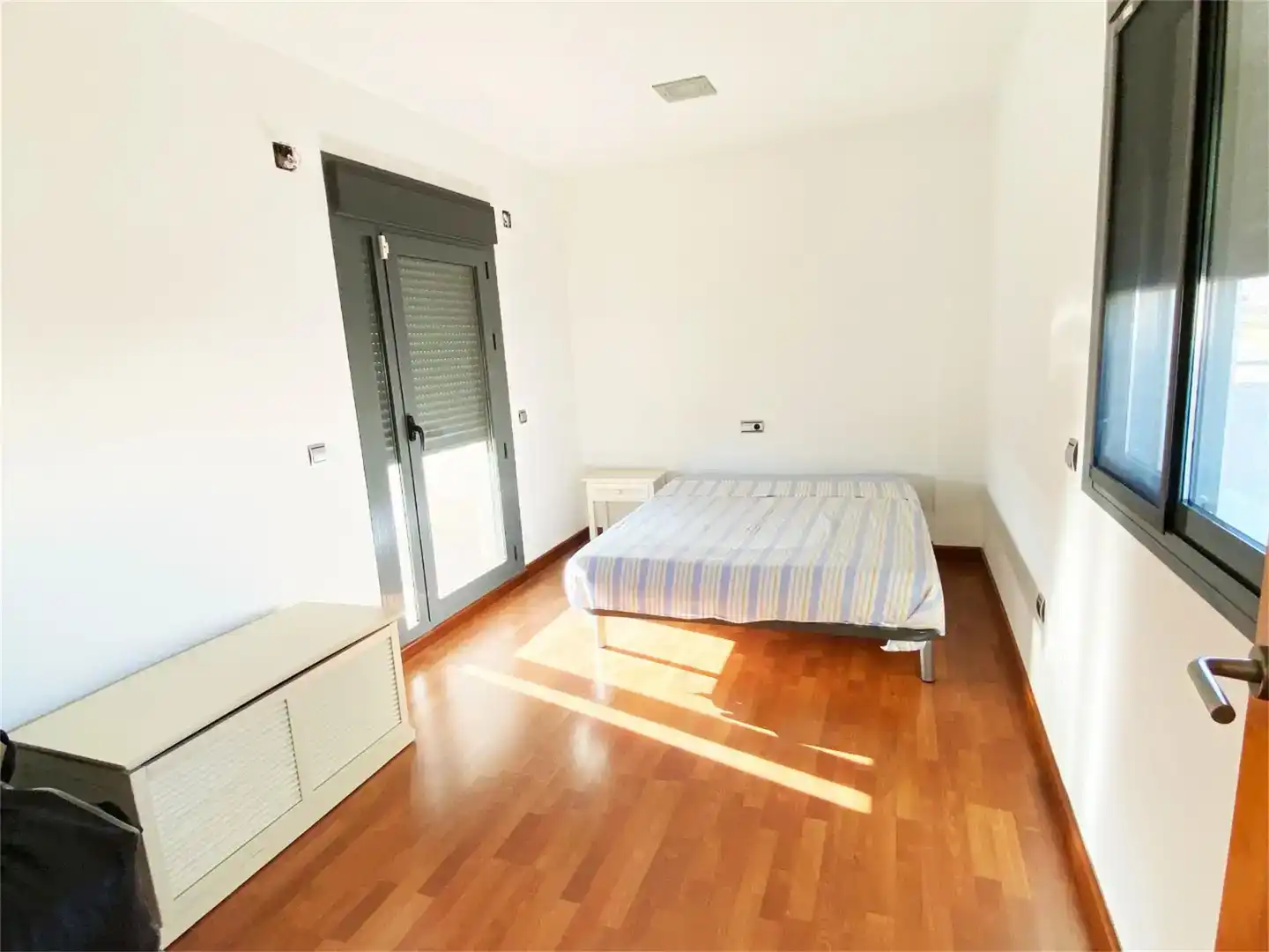 Dormitori de Dúplex en venda en  Almería Capital amb Aire condicionat