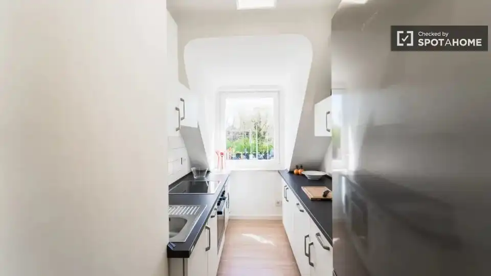 Cuina de Apartament per a compartir en Fraga amb Aire condicionat, Terrassa i Moblat