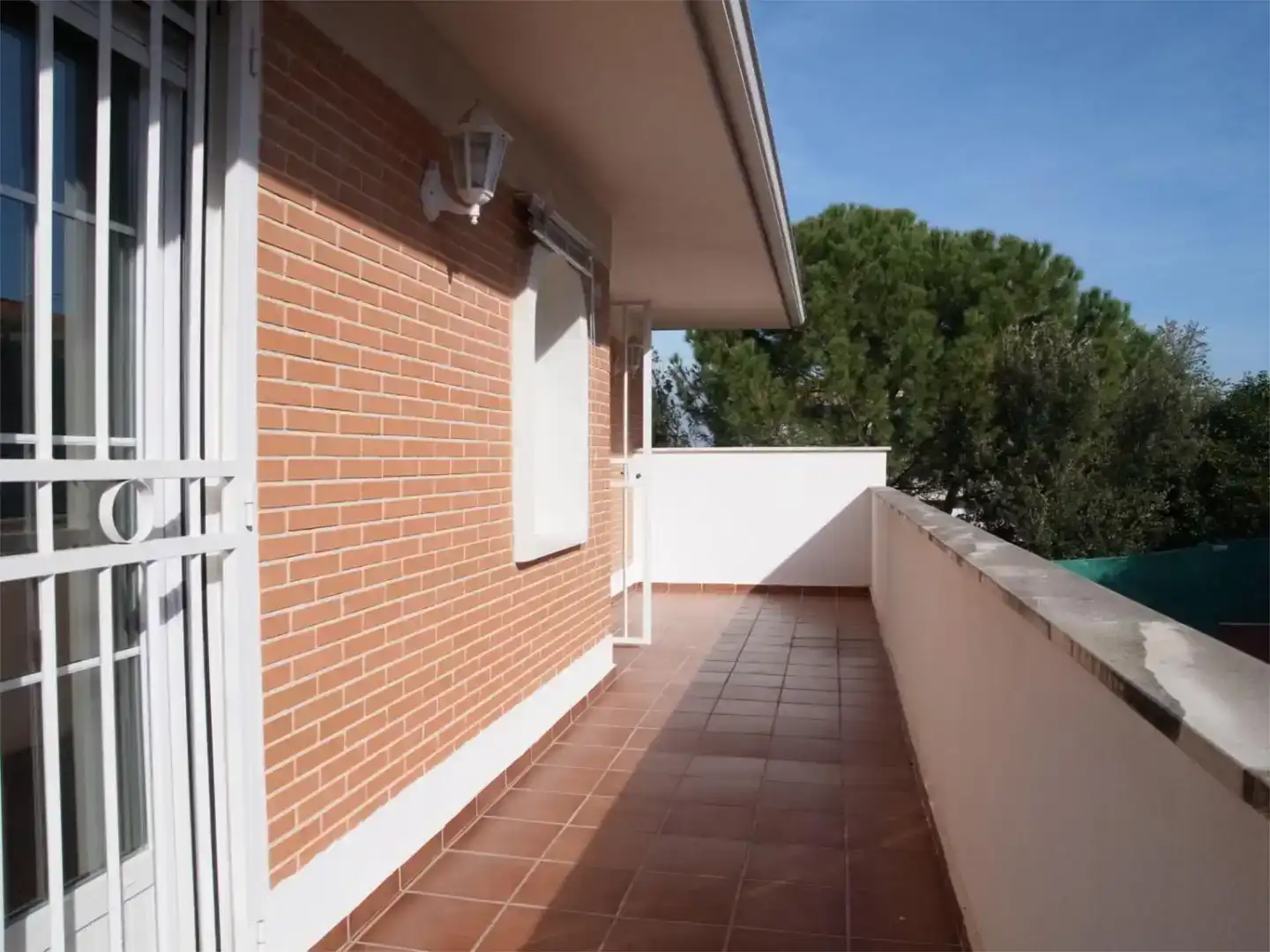 Terrassa de Casa o xalet en venda en Aranjuez amb Aire condicionat, Piscina i Balcó