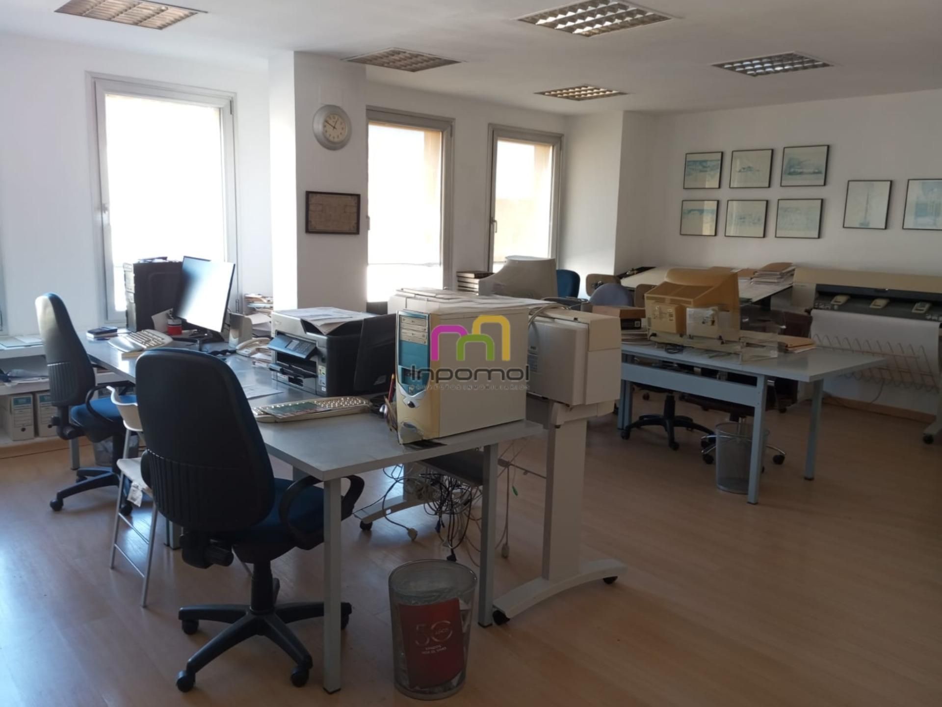 Office for sale in Badajoz Capital  with Air Conditioner