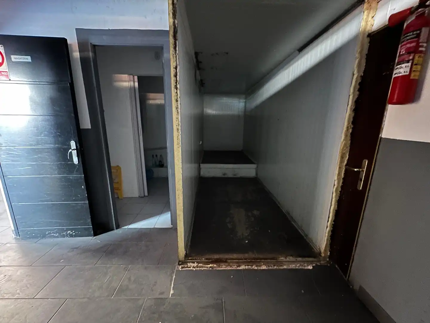 Geschaftsraum zur Miete in Pallejà mit Terrasse