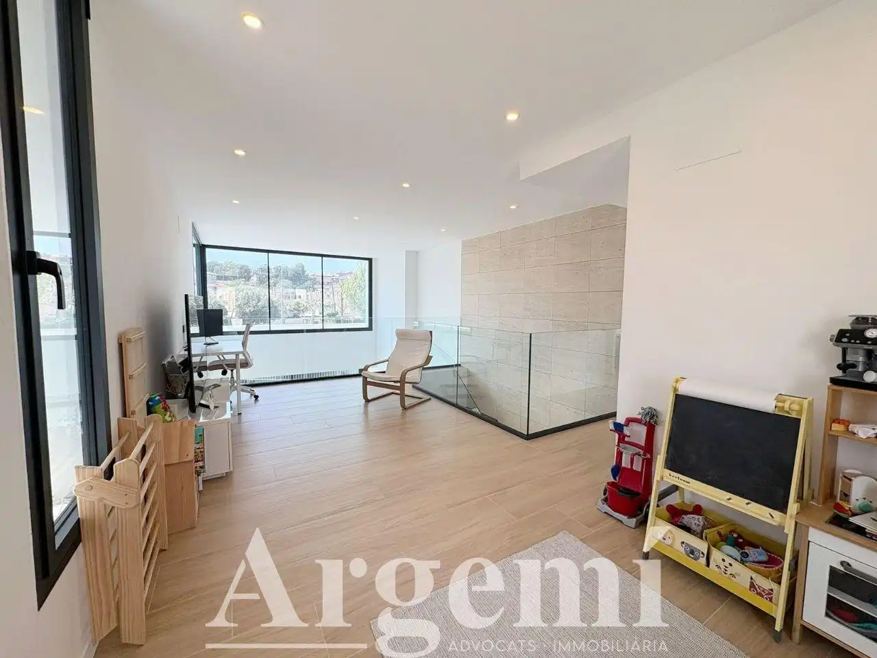 Casa o chalet en venta en Santa Perpètua de Mogoda con Aire acondicionado, Jardín privado y Piscina