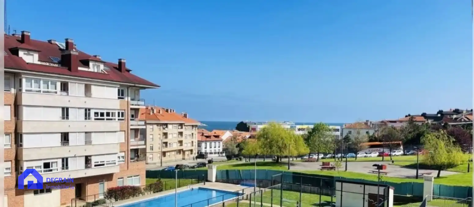 Außenansicht von Wohnung zum Verkauf in Gozón mit Heizung, Privatgarten und Terrasse