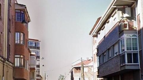 Foto 2 de Piso en venta en Calle Fco Fdez Diez-a, Armunia, León Capital