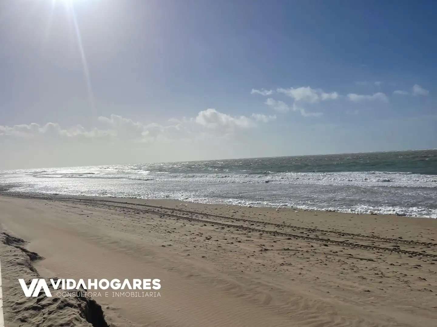 Exterior view of Houses for sale in Rota  with Terrace and Balcony