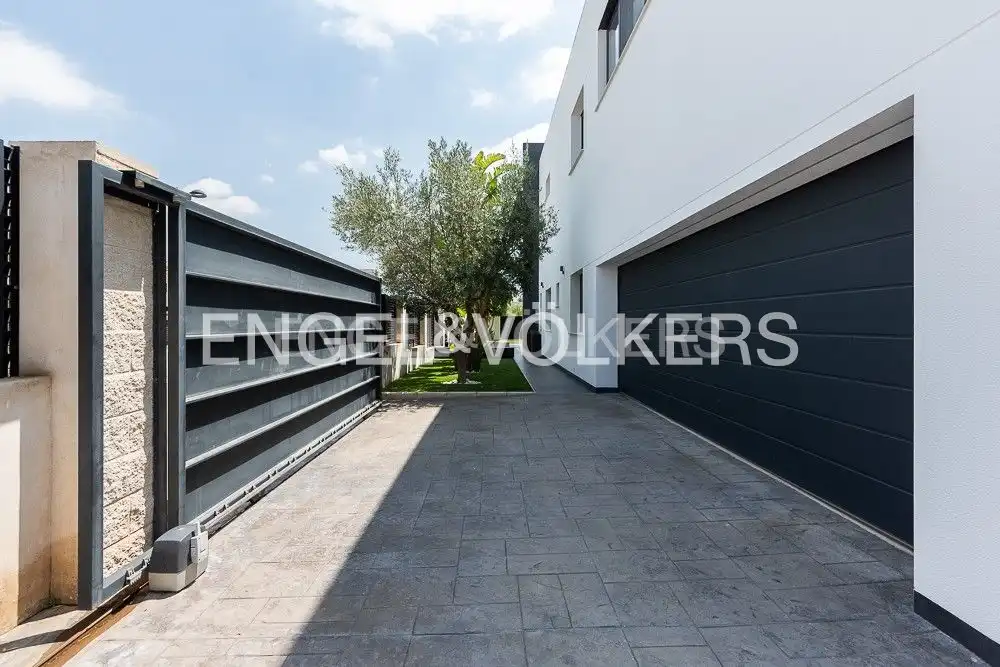Vista exterior de Casa o chalet en venta en Zona Avenida Alta - Auditorio