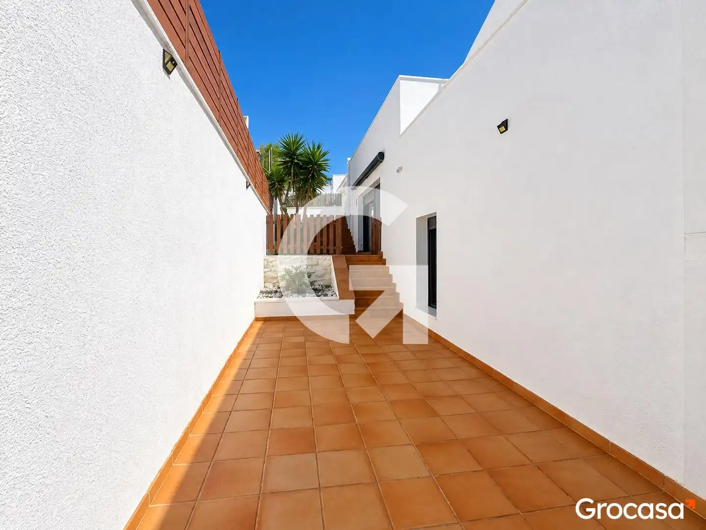 Chalet con piscina en venta en CL LLEBEIG, imagen 4