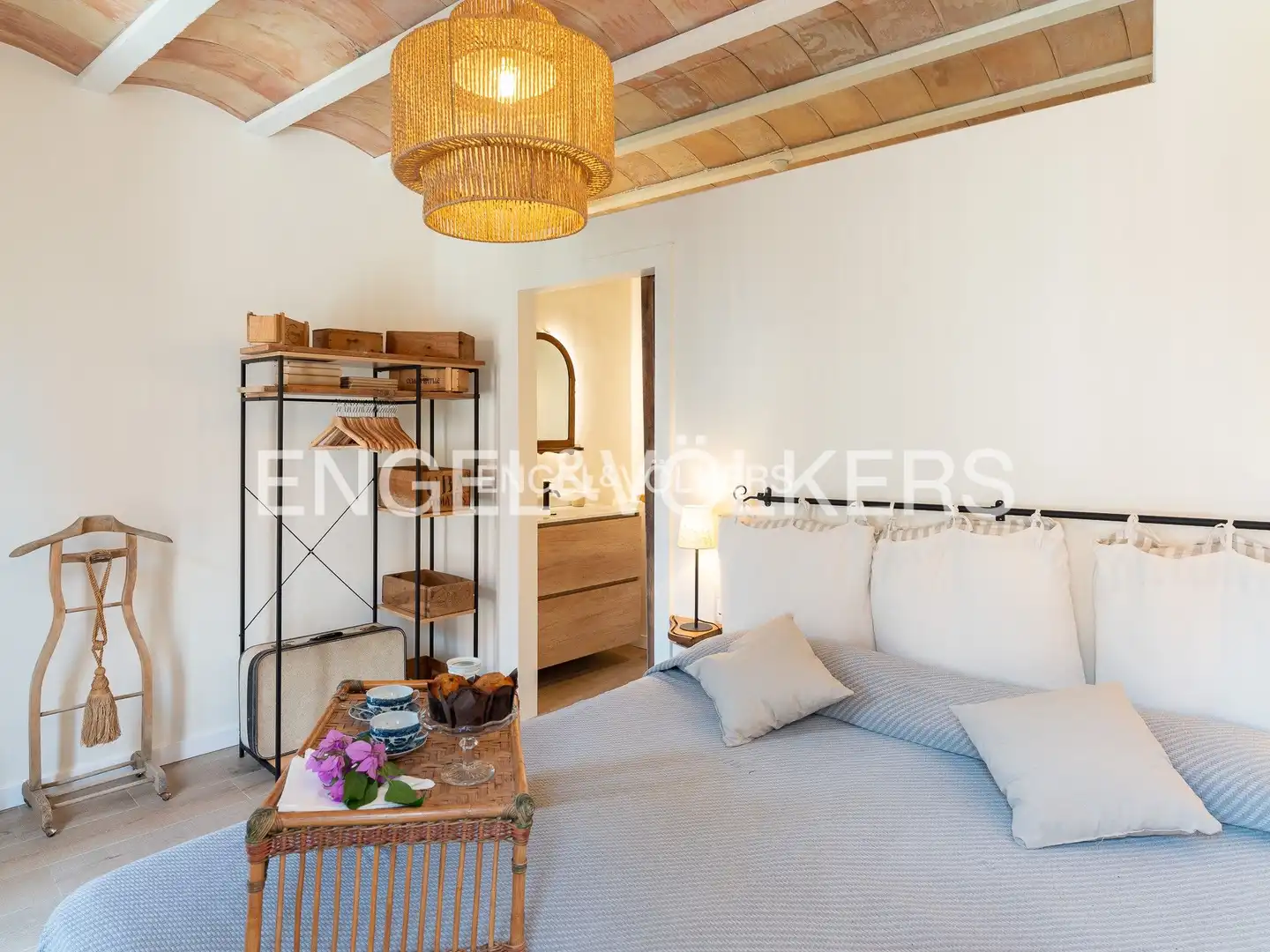 Habitación de Casa adosada de alquiler en Alella con Aire acondicionado, Calefacción y Jardín privado