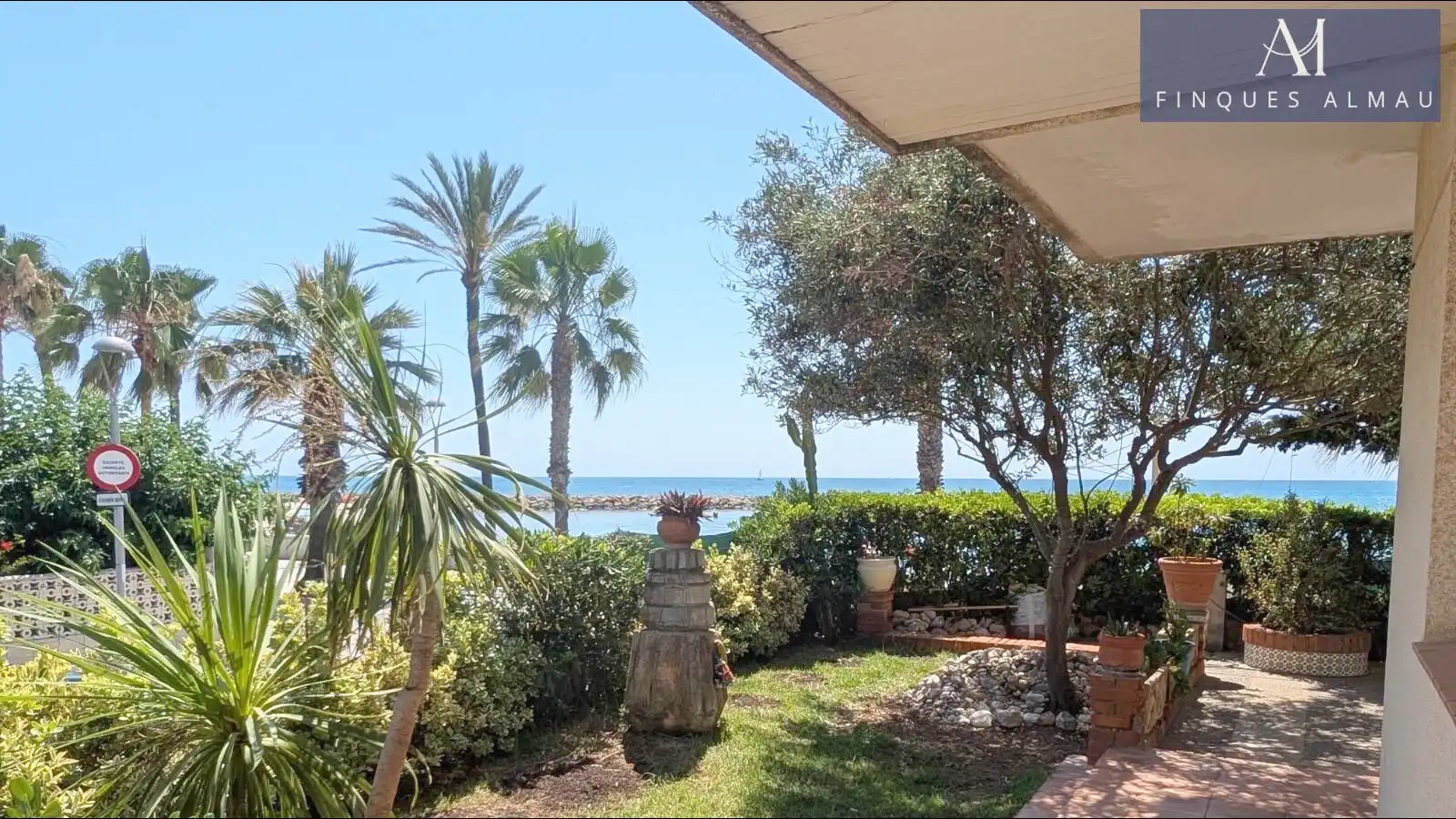 Garden of Detached homes for sale in Vilanova i la Geltrú  with Air Conditioner, Heating and Private garden