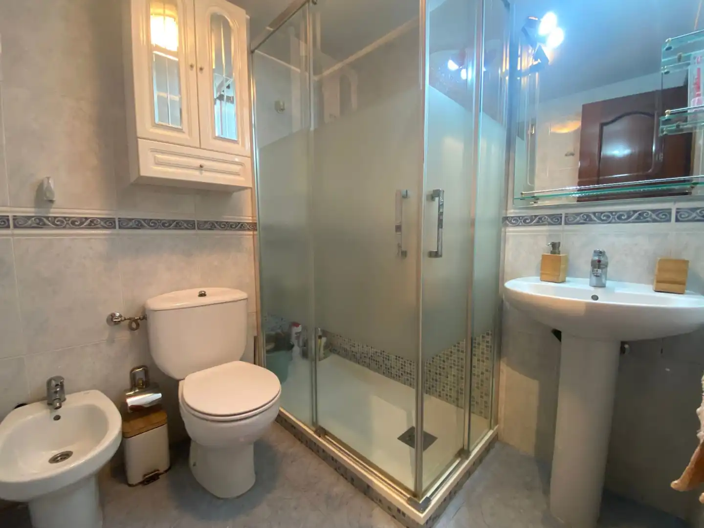 Baño de Piso en venta en Madrid con Calefacción, Parquet y Amueblado