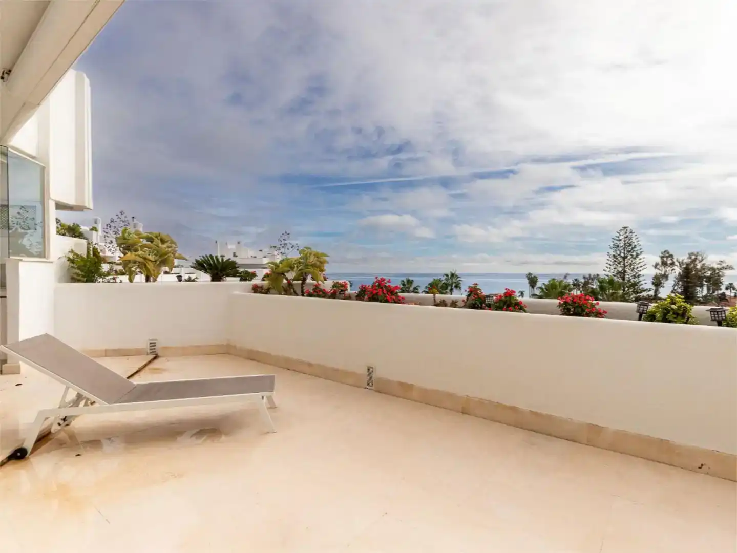 Terrace of Flat for rent in Marbella  with Air Conditioner, Swimming Pool and Balcony
