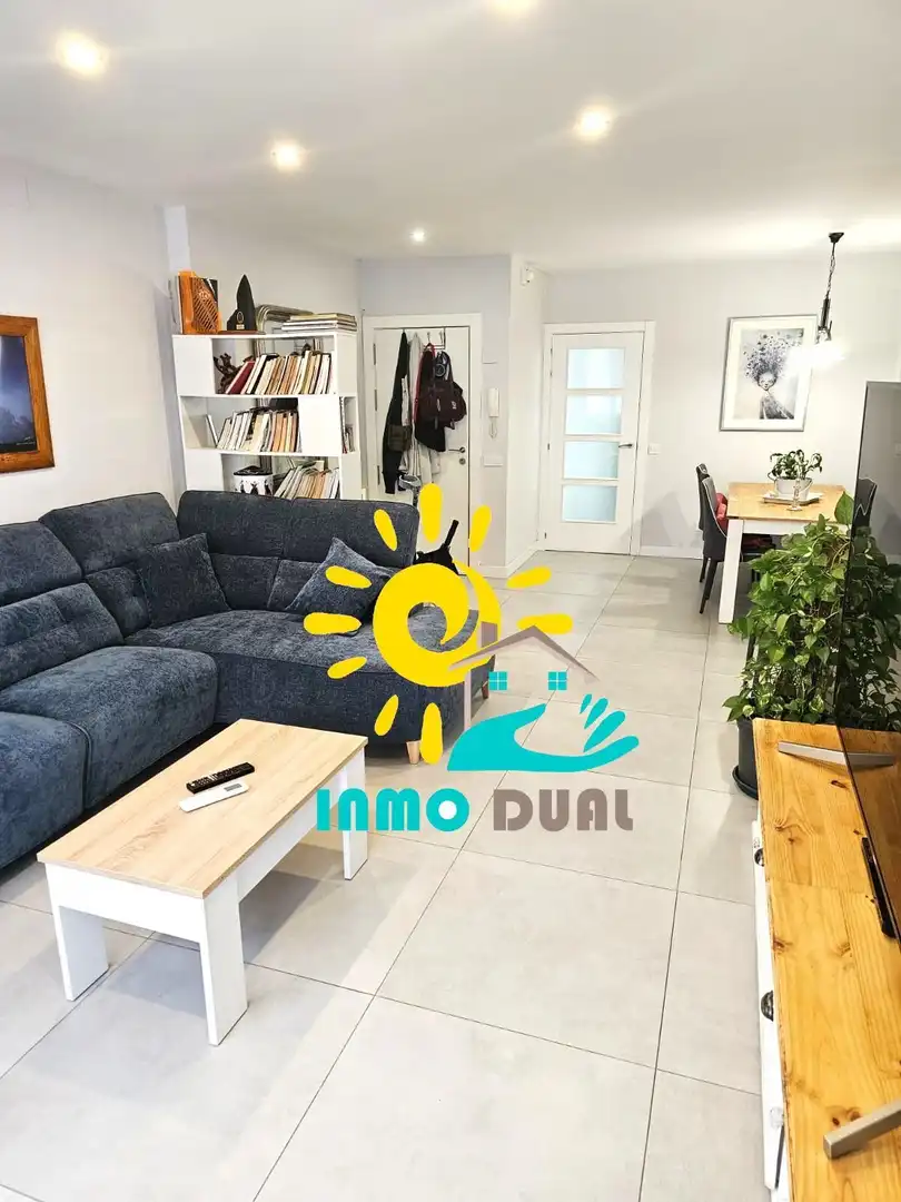Living room of Apartments for sale in Badajoz  with Air Conditioner and Storage room