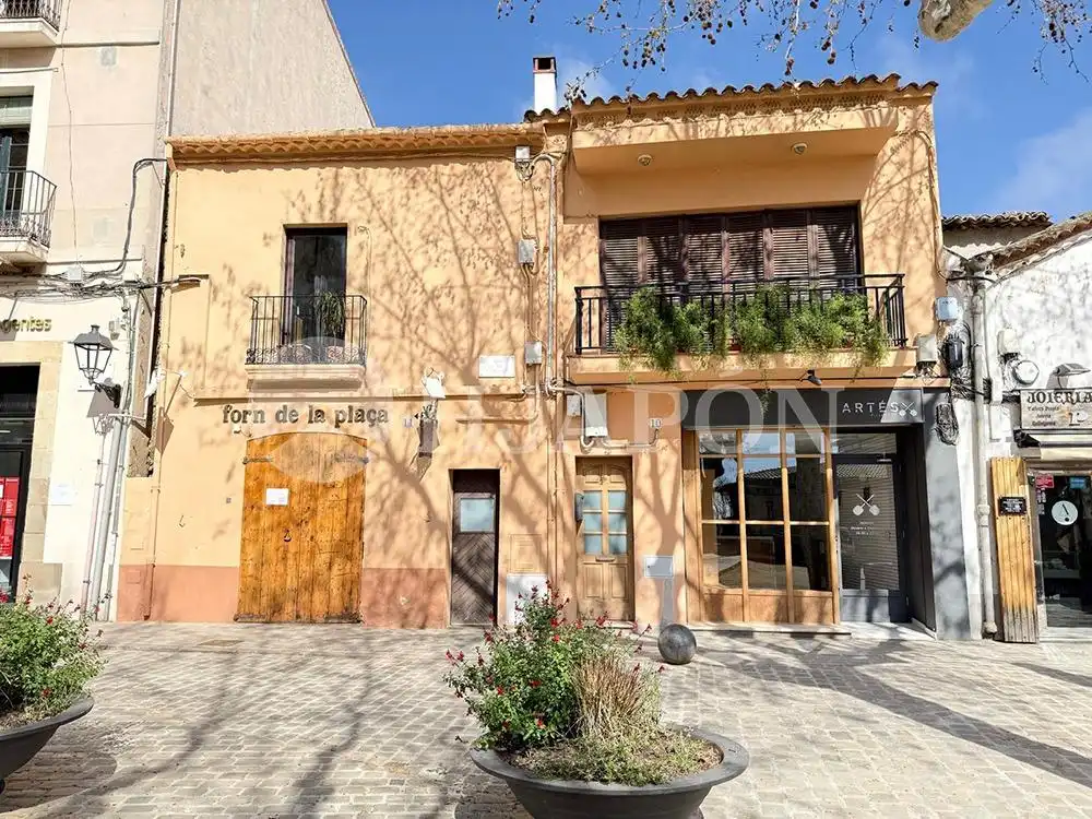 Vista exterior de Pis en venda en Alella amb Aire condicionat, Calefacció i Terrassa