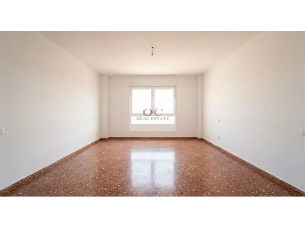 Flat with lift for sale in Sur, imagen 2