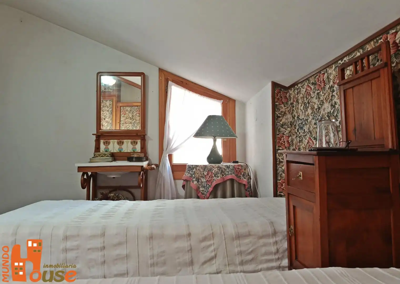 Bedroom of Flat for sale in Segovia  with Furnished
