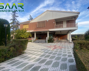 Vista exterior de Casa o xalet en venda en  Granada Capital