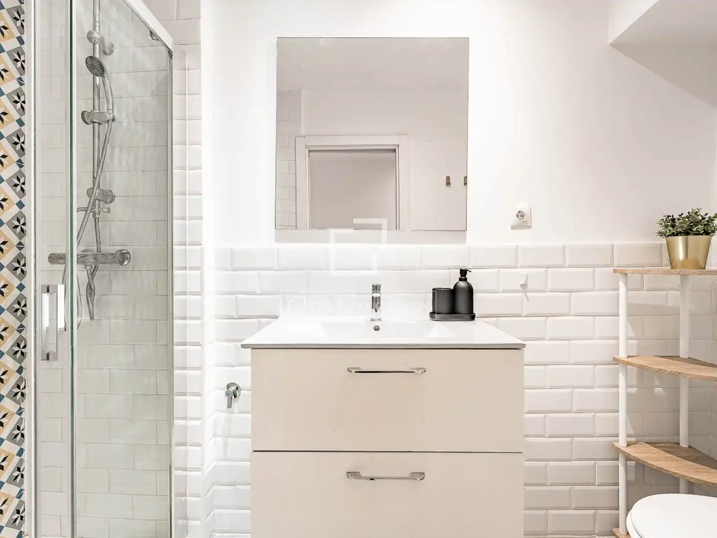 Baño de Piso en venta en Barcelona con Aire acondicionado, Parquet y Amueblado