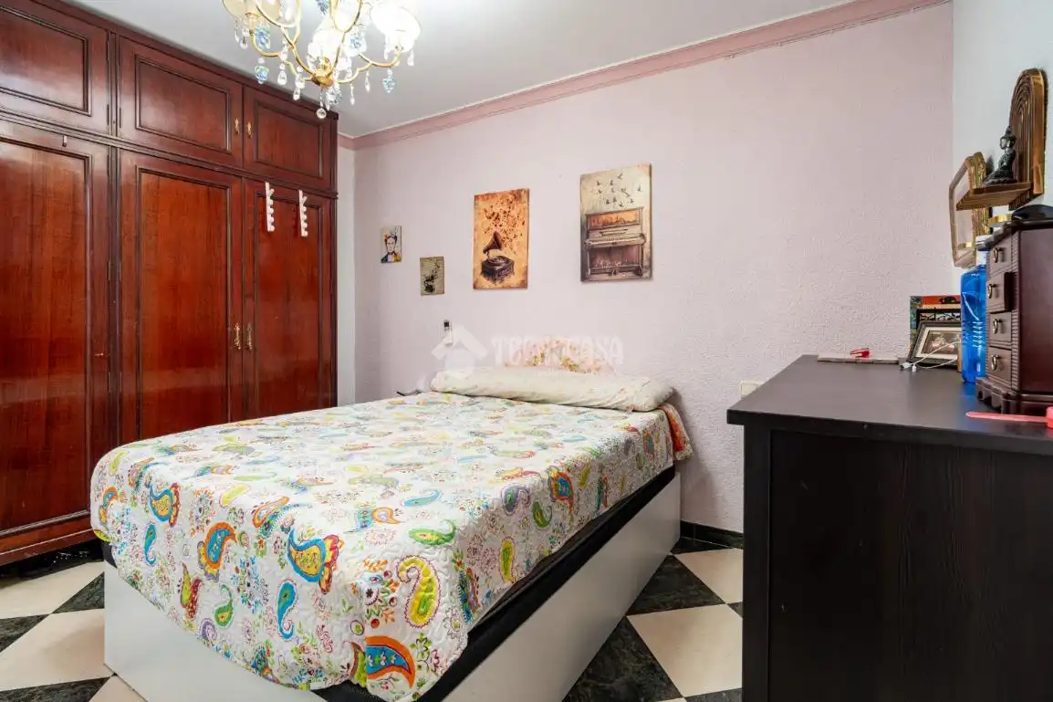 Schlafzimmer von Einfamilien-Reihenhaus zum Verkauf in Lanjarón mit Klimaanlage, Heizung und Terrasse