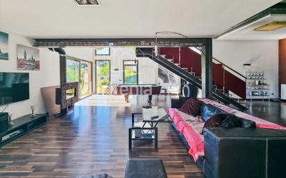 Sala d'estar de Casa o xalet en venda en Argentona amb Aire condicionat i Calefacció