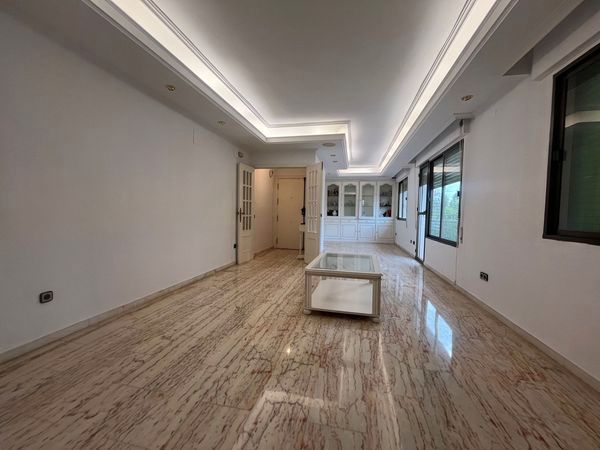 Living room of Flat for sale in  Sevilla Capital  with Terrace