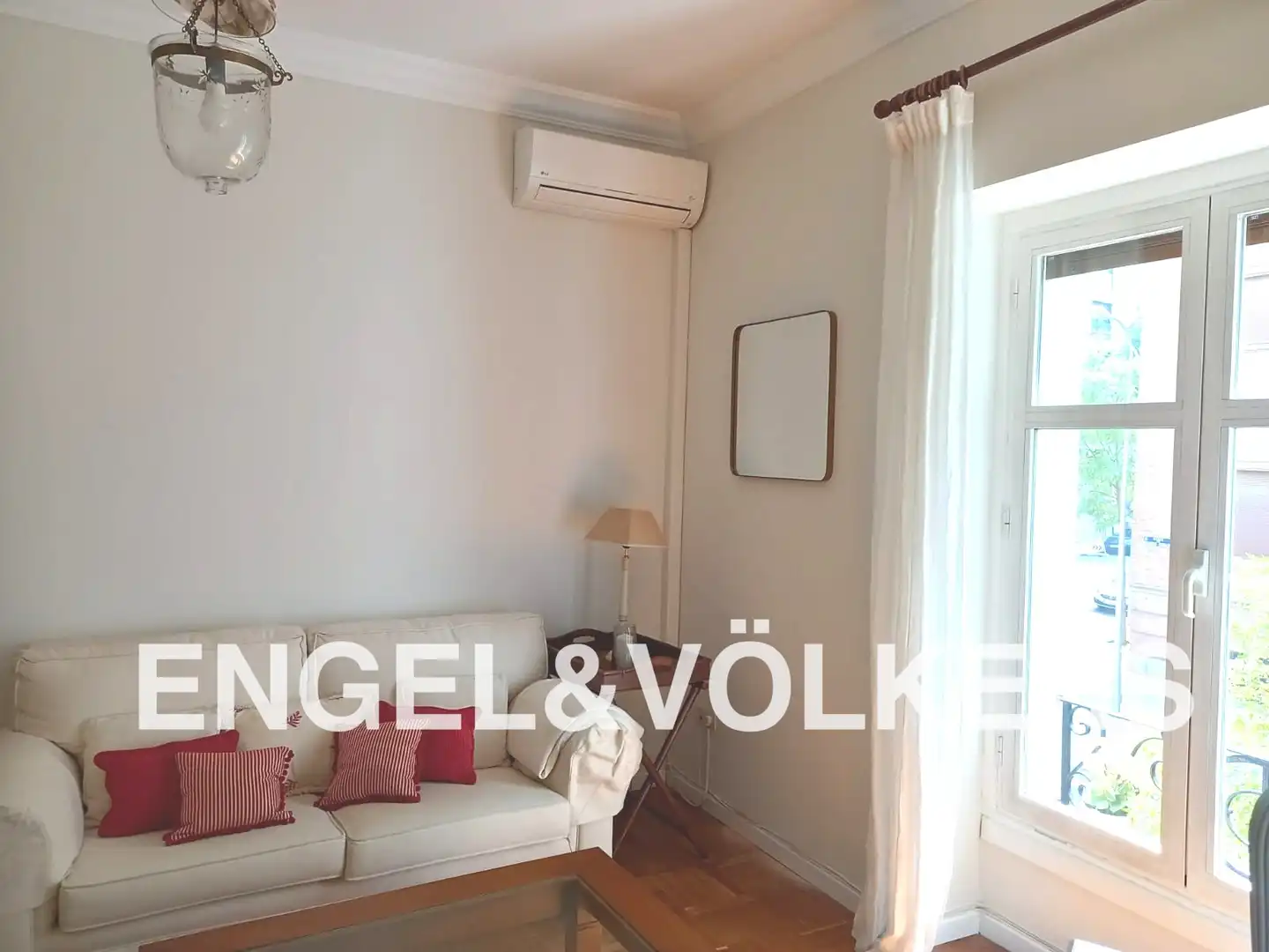 Wohnzimmer von Wohnung zur Miete in Madrid mit Klimaanlage, Heizung und Parkett