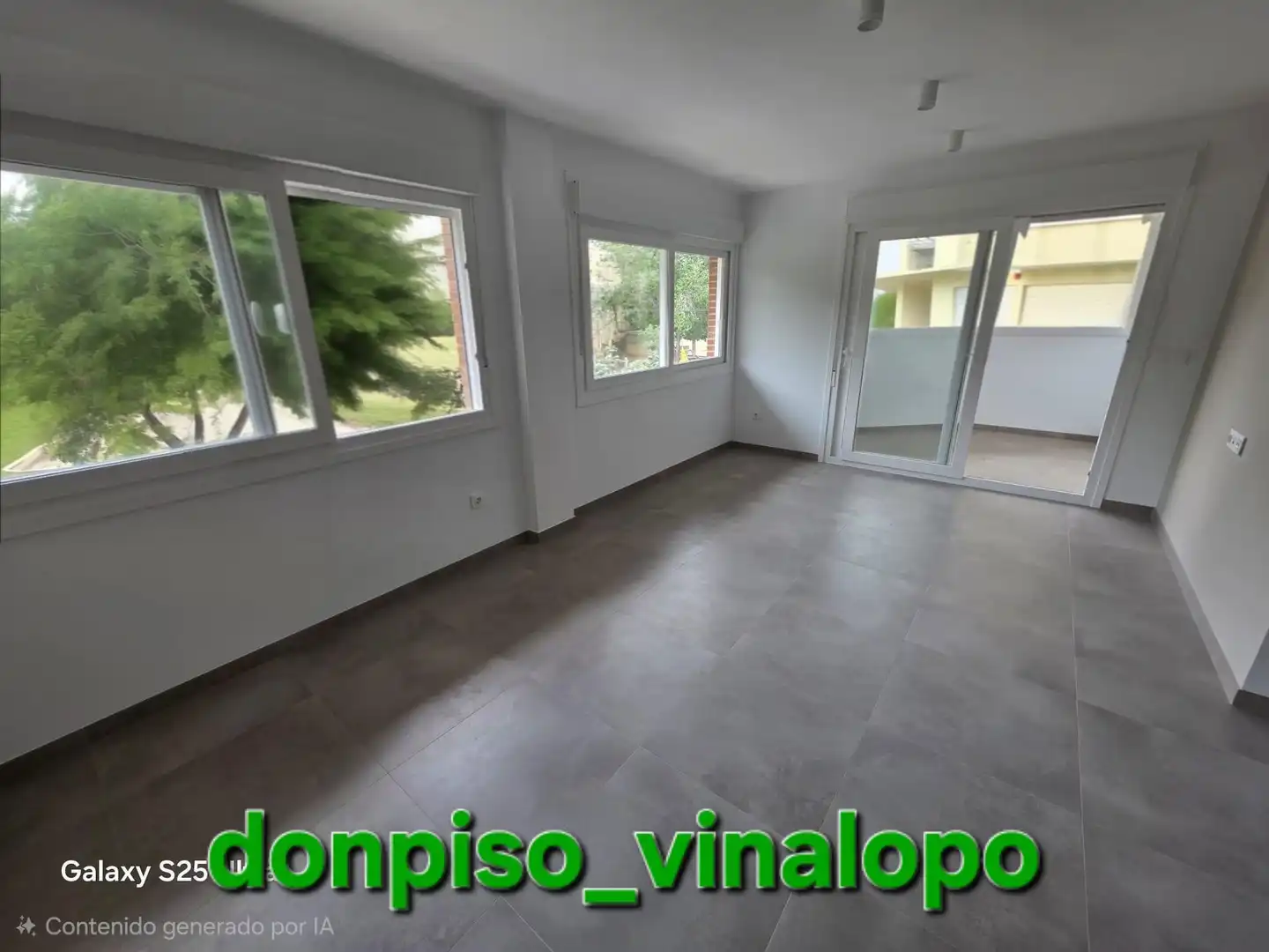 Sala de estar de Apartamento en venta en Elda con Balcón