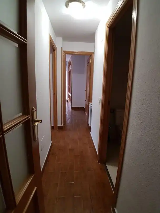 Wohnung zur Miete in Madrid mit Heizung, Privatgarten und Terrasse