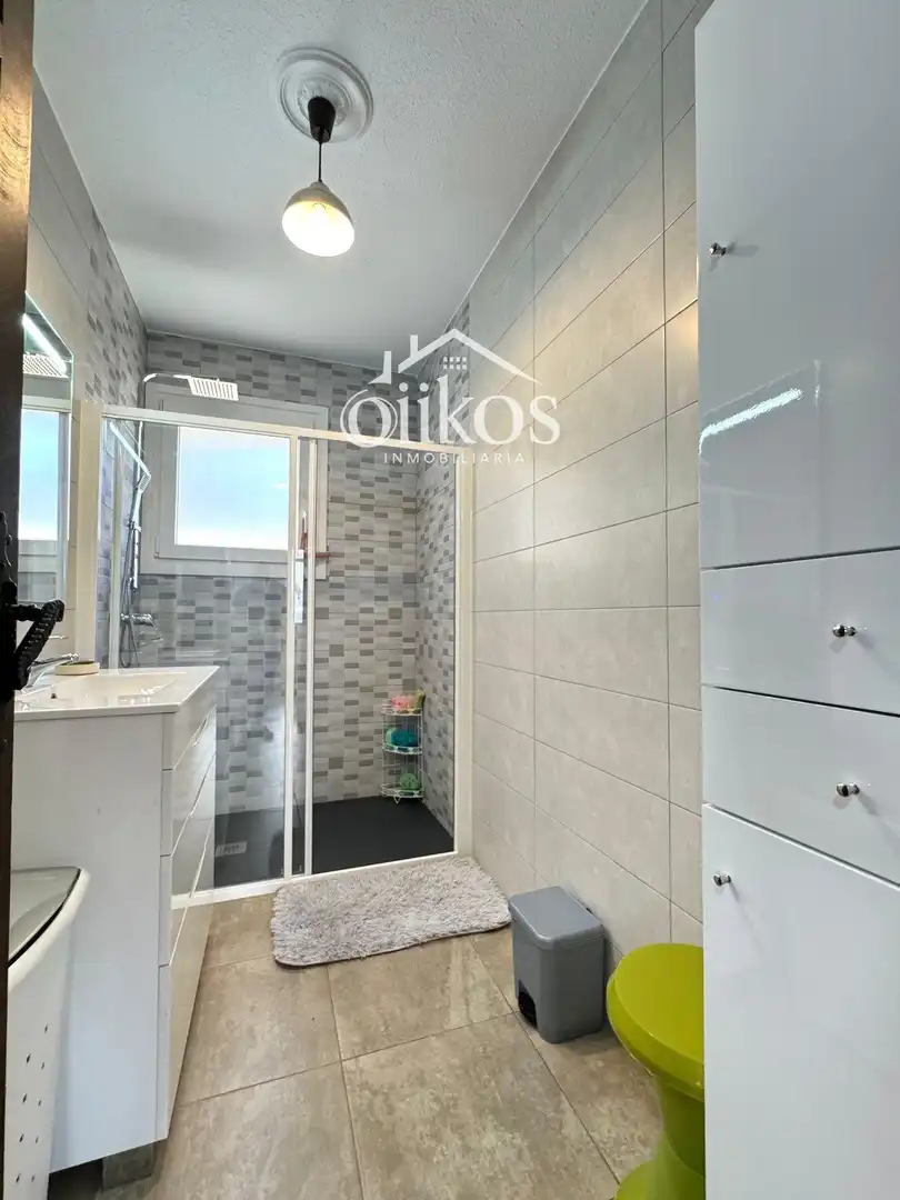 Bathroom of Houses for sale in San Felices de los Gallegos  with Heating, Parquet flooring and Swimming Pool