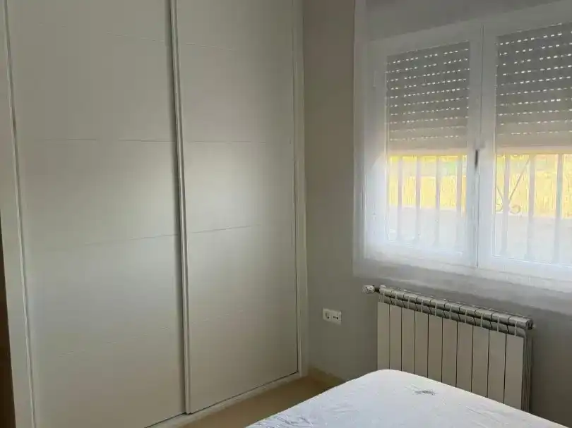 Habitación de Piso en venta en Torralba de Calatrava con Aire acondicionado, Trastero y Amueblado